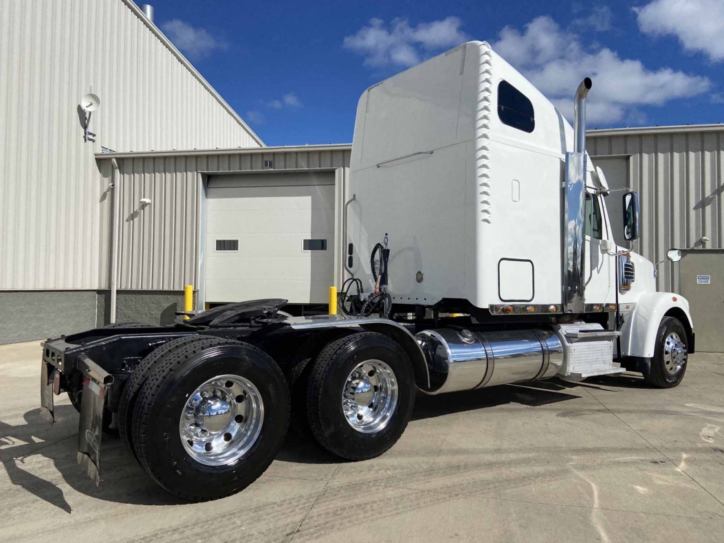 2013 FREIGHTLINER CORONADO 132 BZ3546 - Ohio Truck Sales